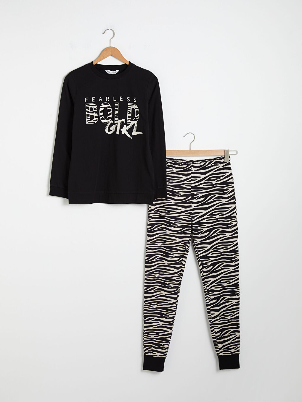 Siyah Slogan Baskılı Pijama Takımı