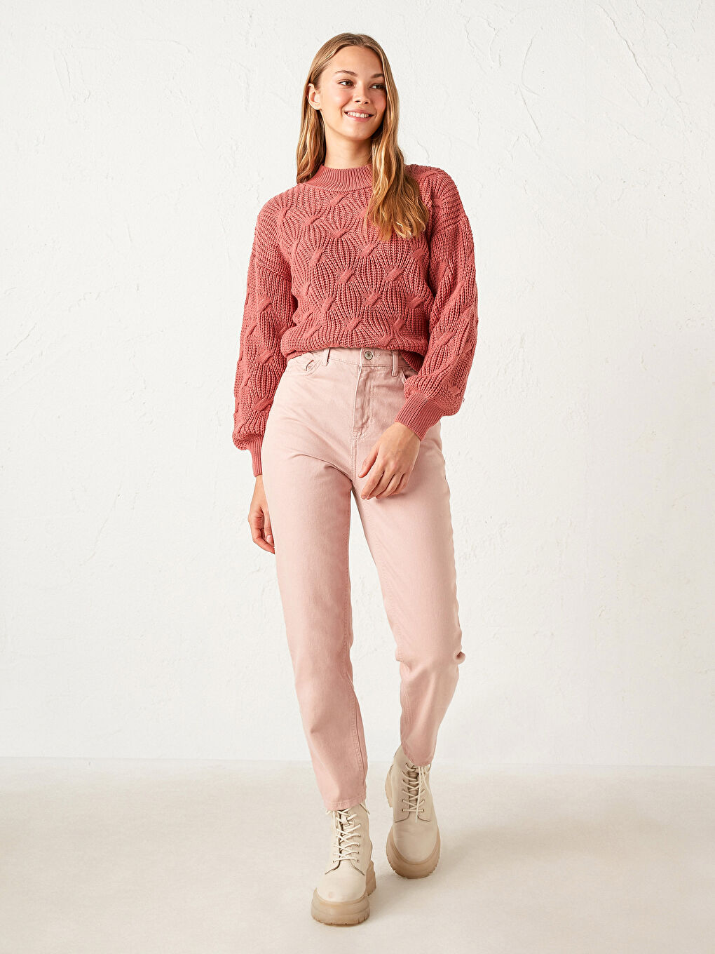 Трикотажный джемпер с воротником под горло-4