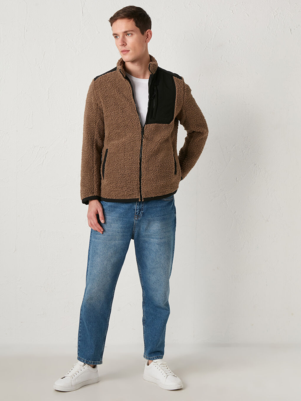 Kahverengi Standart Kalıp Dik Yaka Pelüş Mont-2