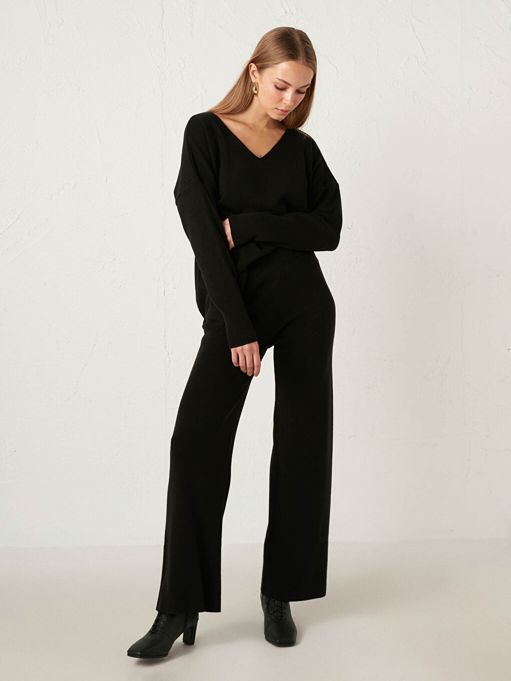 Elastic Waist Tricot Palazzo Pants-1