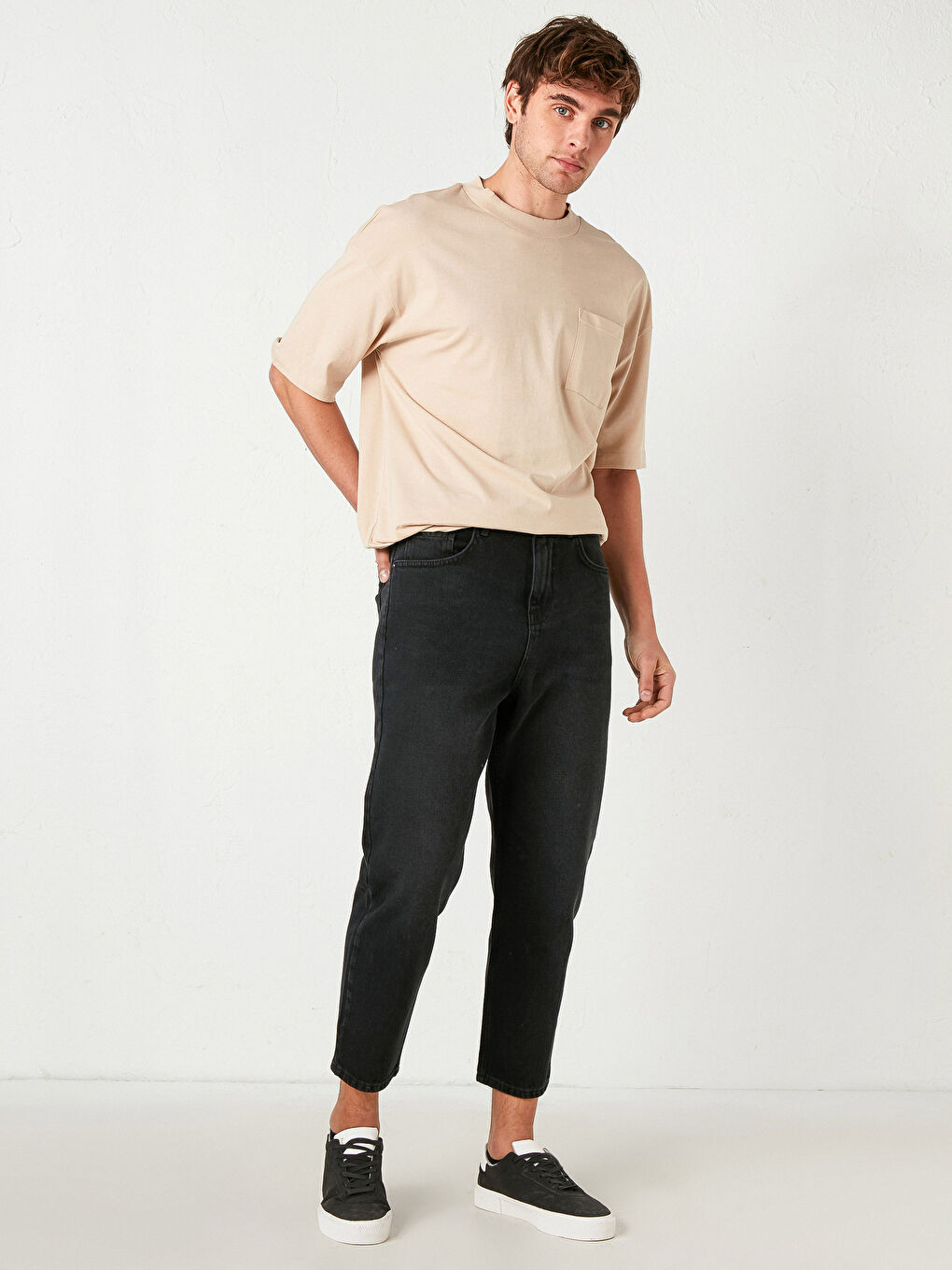 710 Loose Fit Jeans-1