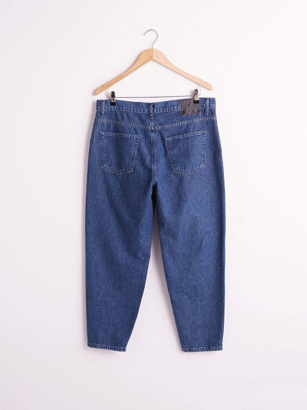 Balloon Fit Jeans-6