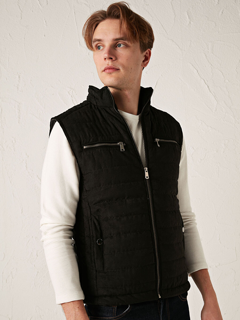 Siyah Slim Fit Dik Yaka Kalın Süet Yelek