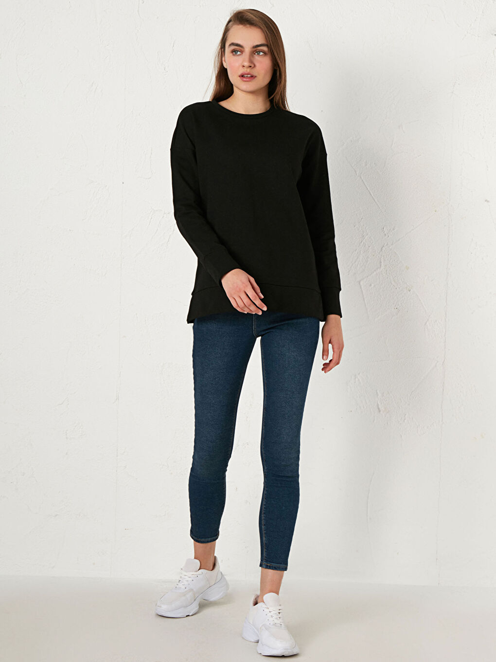 Crew Neck Long Sleeve Basic Sweatshirt-1