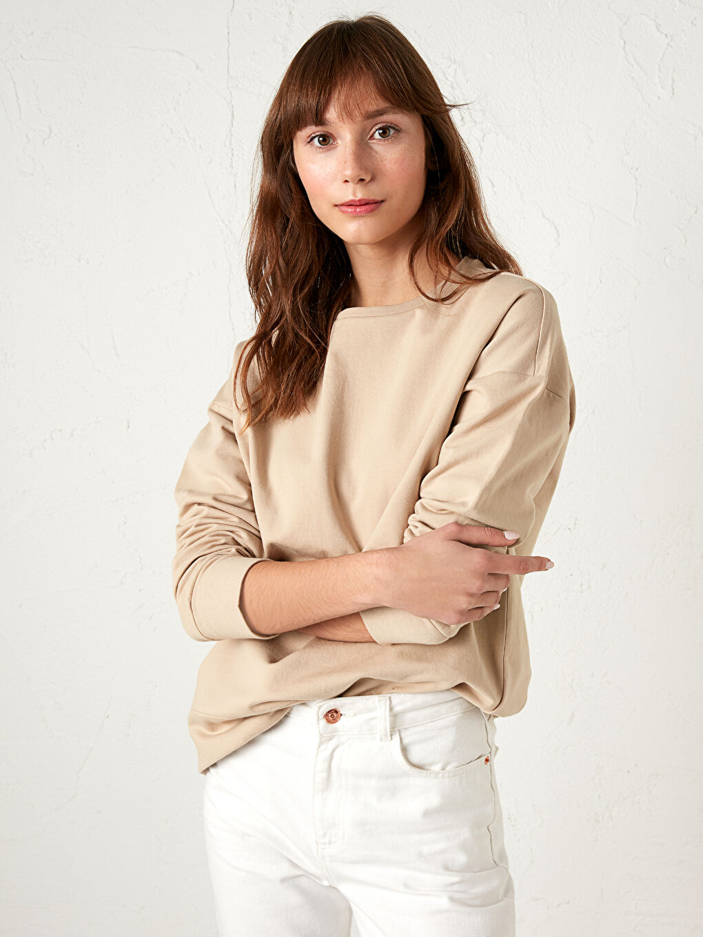 Sweat-shirt Basique à Manches Longues et Col Rond-1
