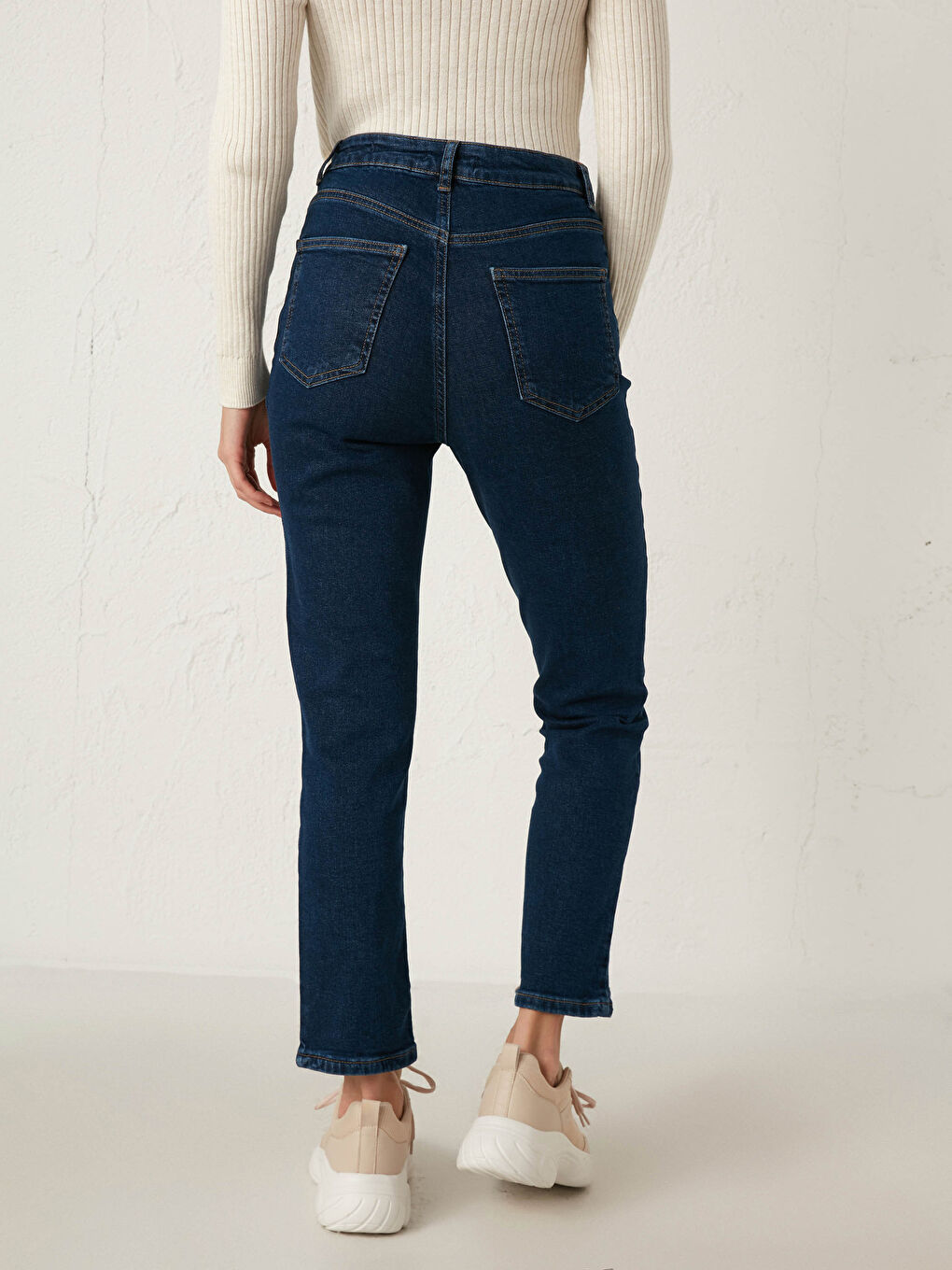 Straight Fit Women's Jeans-5