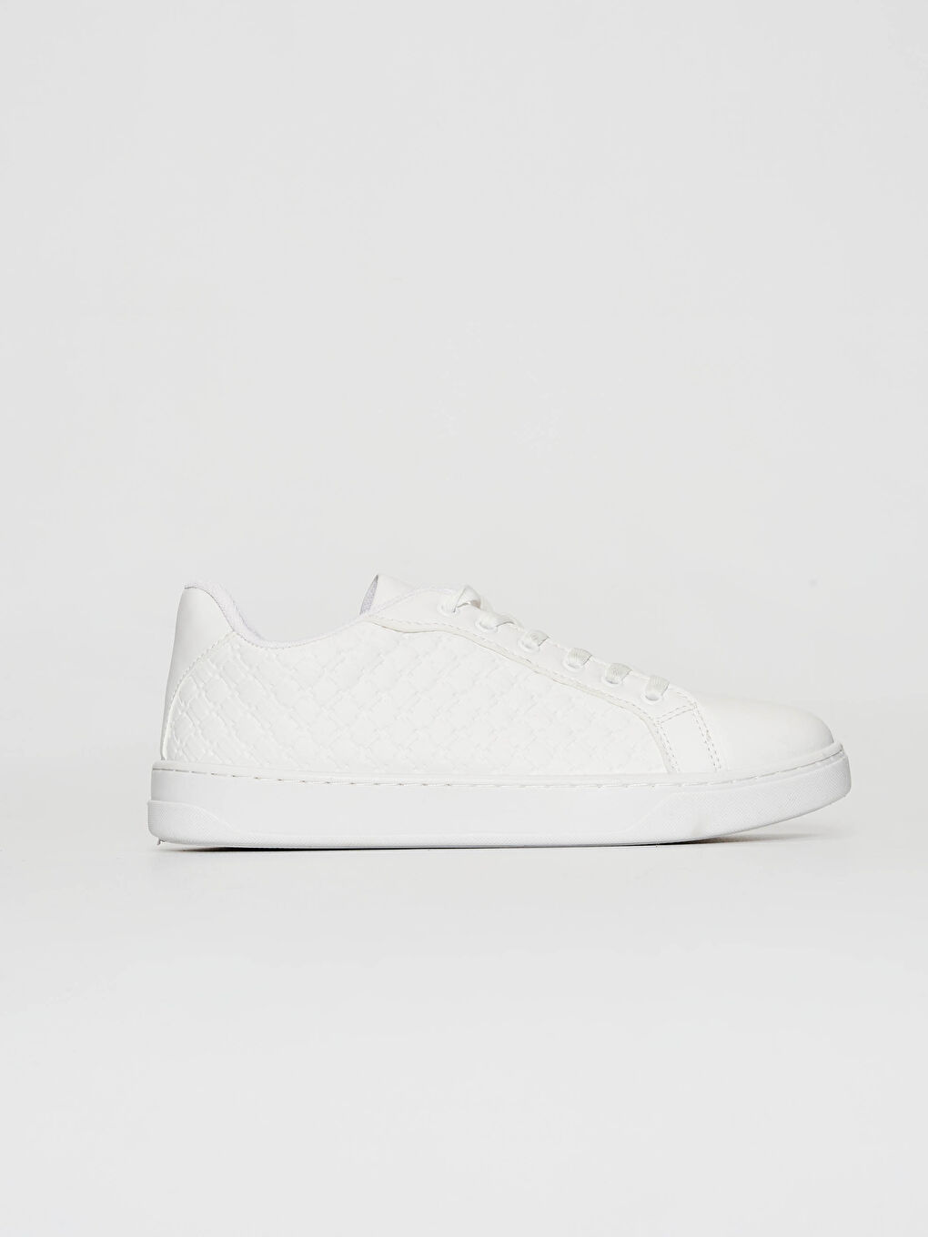 Beyaz Kadın Bağcıklı Sneaker Ayakkabı