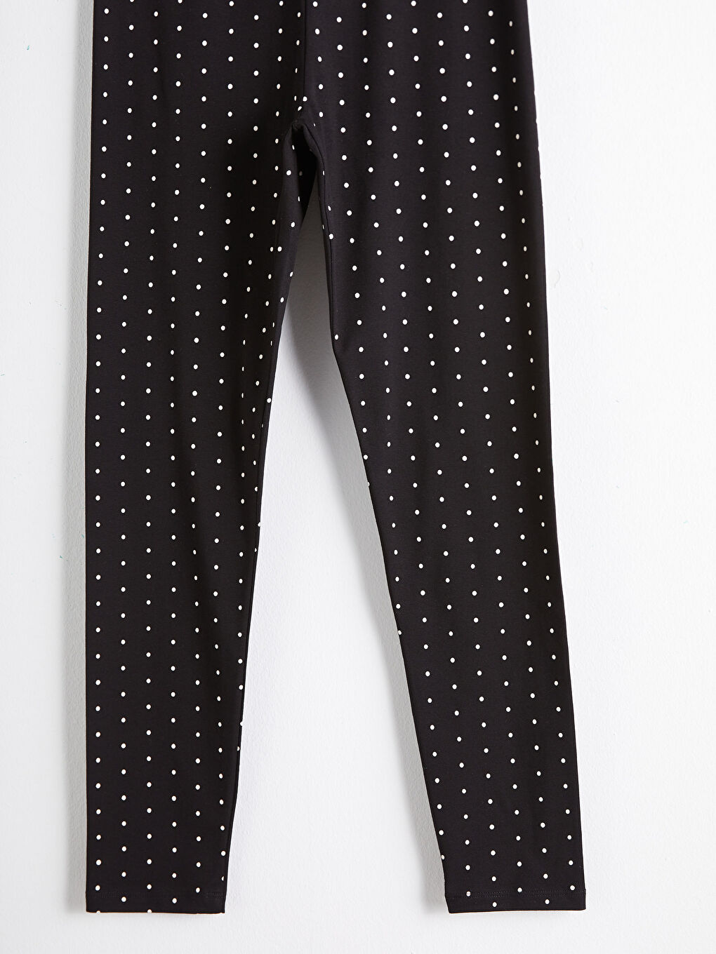 Siyah Pamuklu Puantiyeli Tayt-7