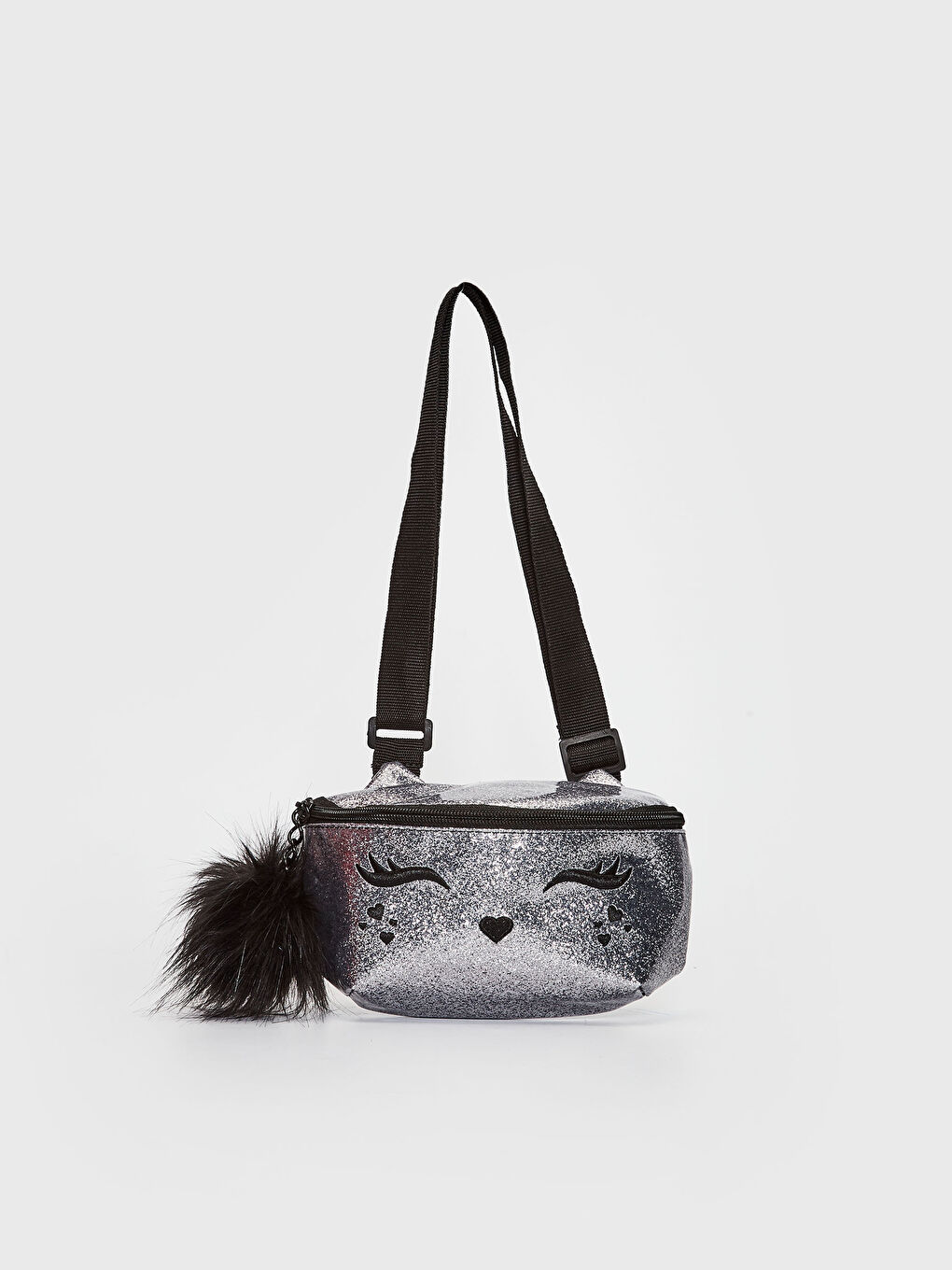 Kız Çocuk Nakışlı Çanta