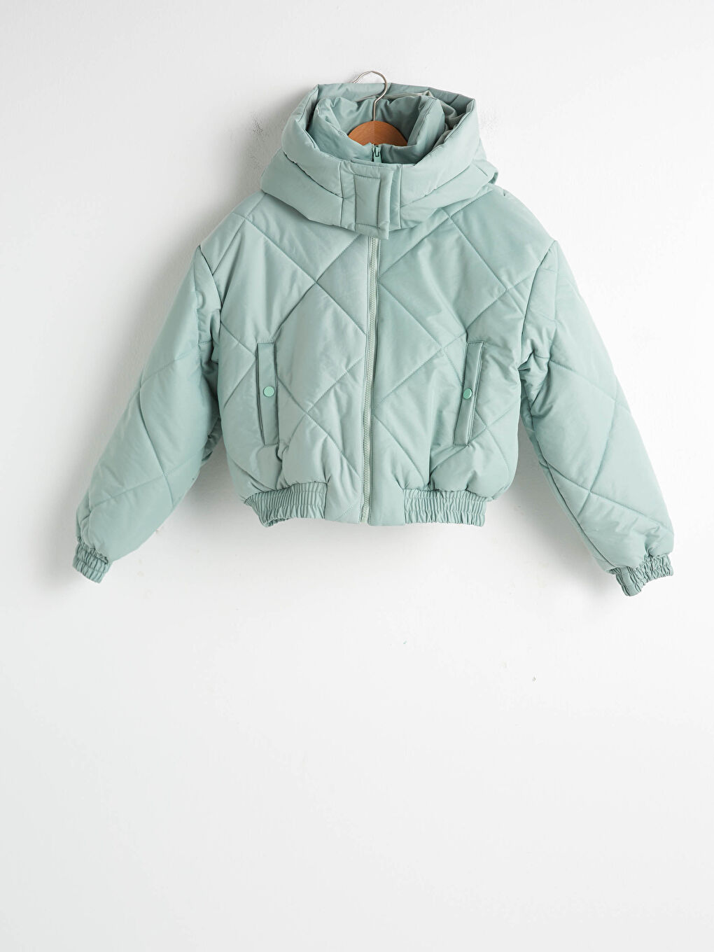 Женский пуховик с капюшоном и длинным рукавом-7