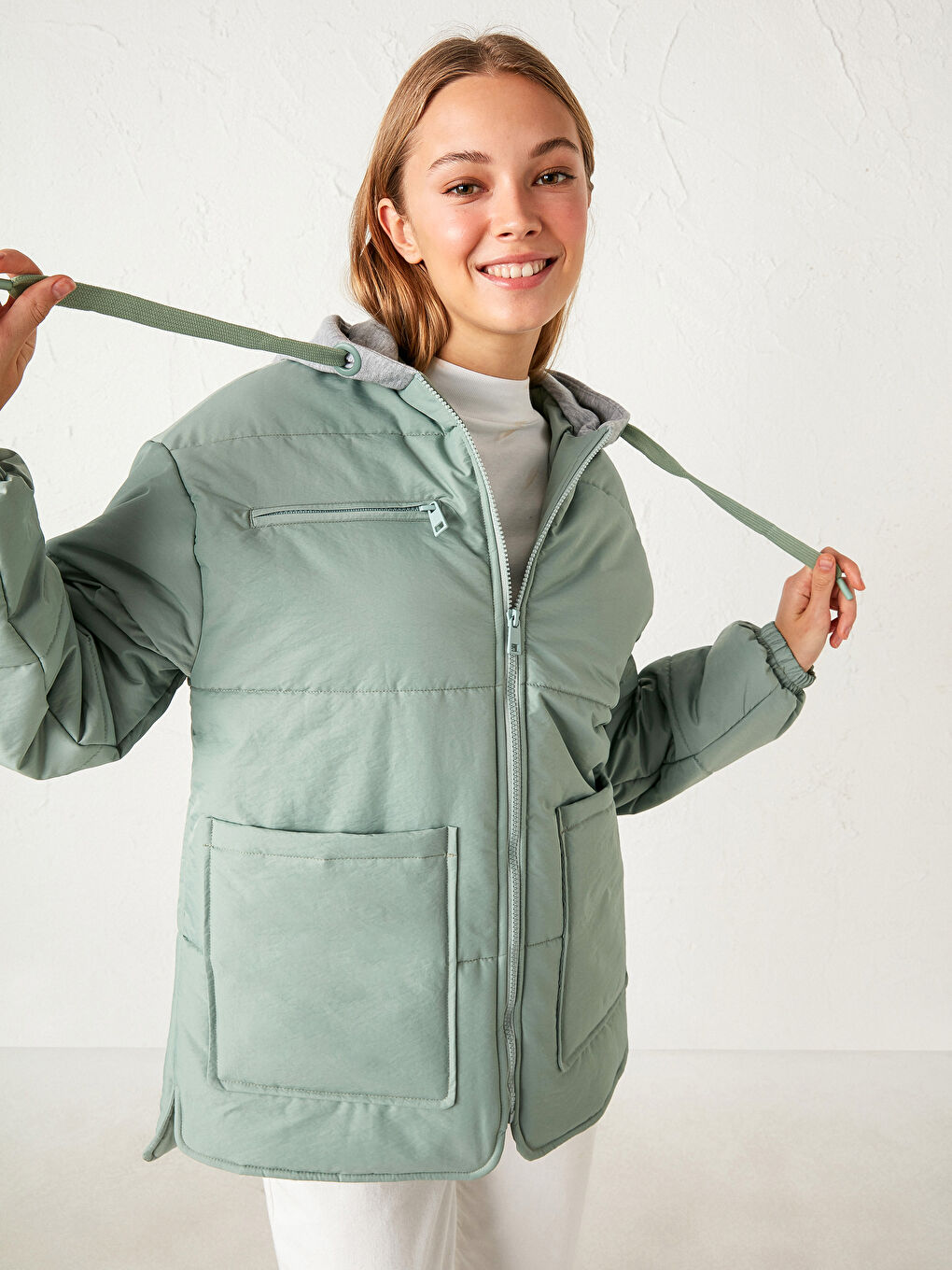Women's Down Jacket With Hooded Long Sleeve-2