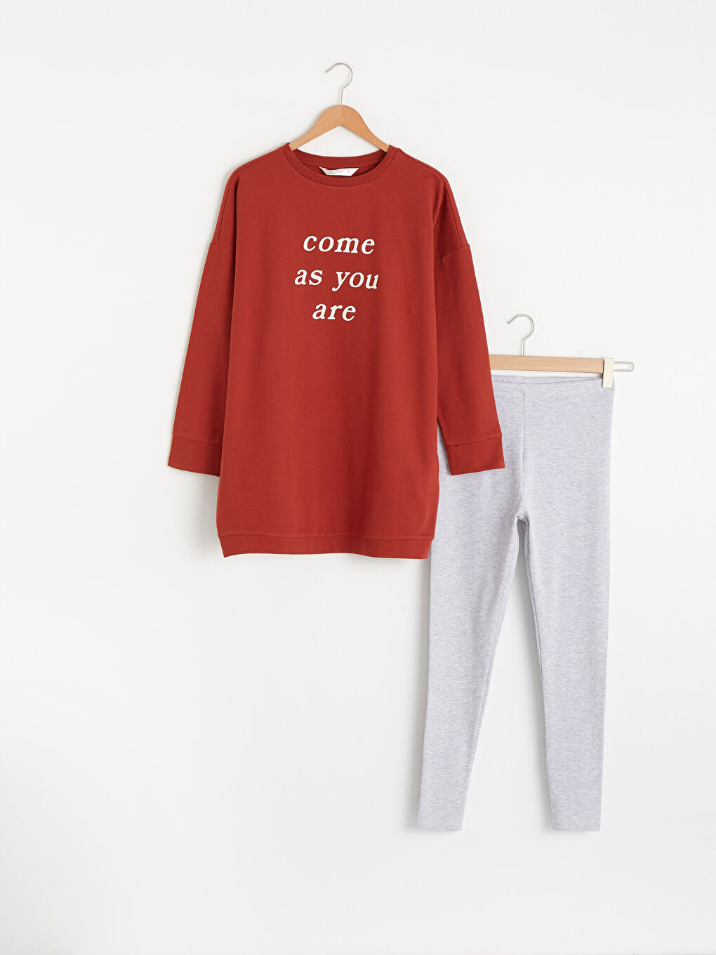 Slogan Printed Pyjamas Set-4
