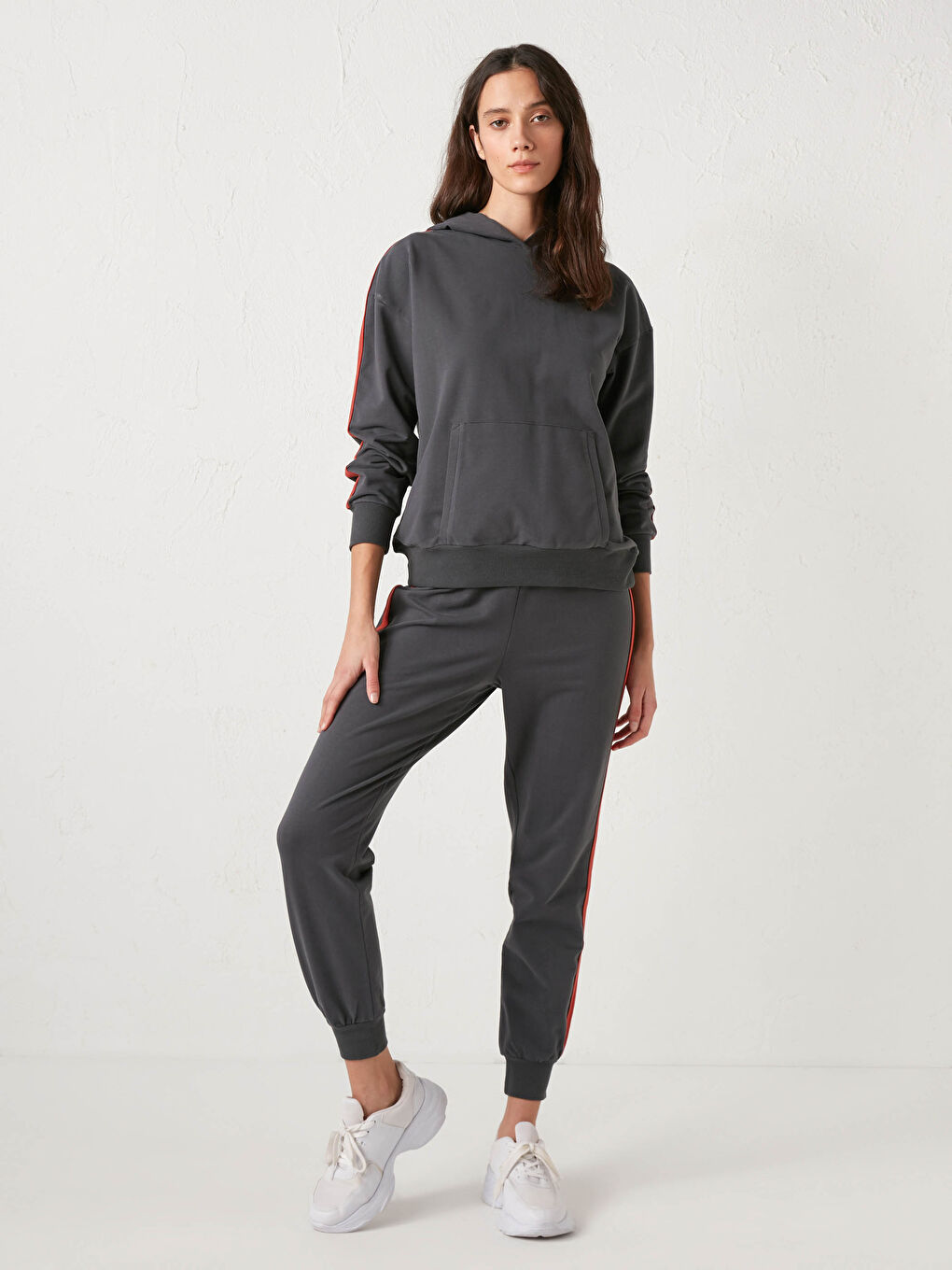 Antrasit Kapüşonlu Pamuklu Eşofman Takımı Anne Kız Kombini-1