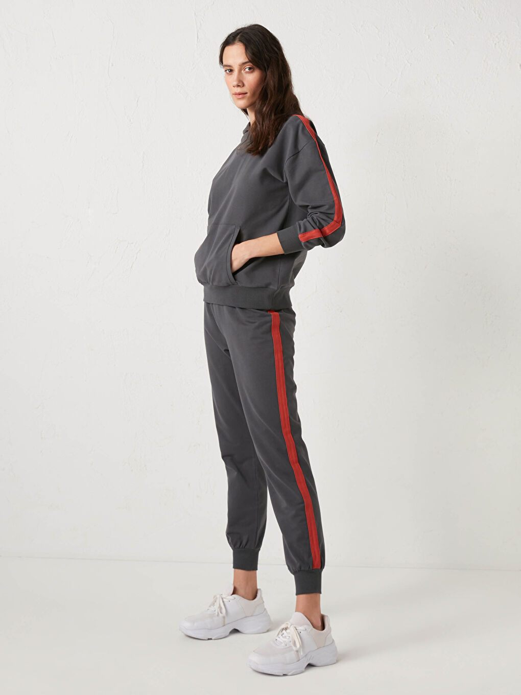 Antrasit Kapüşonlu Pamuklu Eşofman Takımı Anne Kız Kombini-4