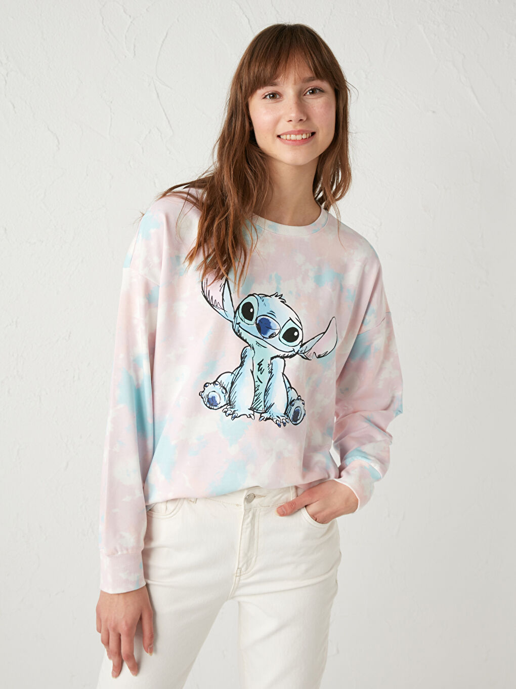 LCW Vision Bisiklet Yaka Disney Baskılı Sweatshirt -0WHO17Z8-LT4