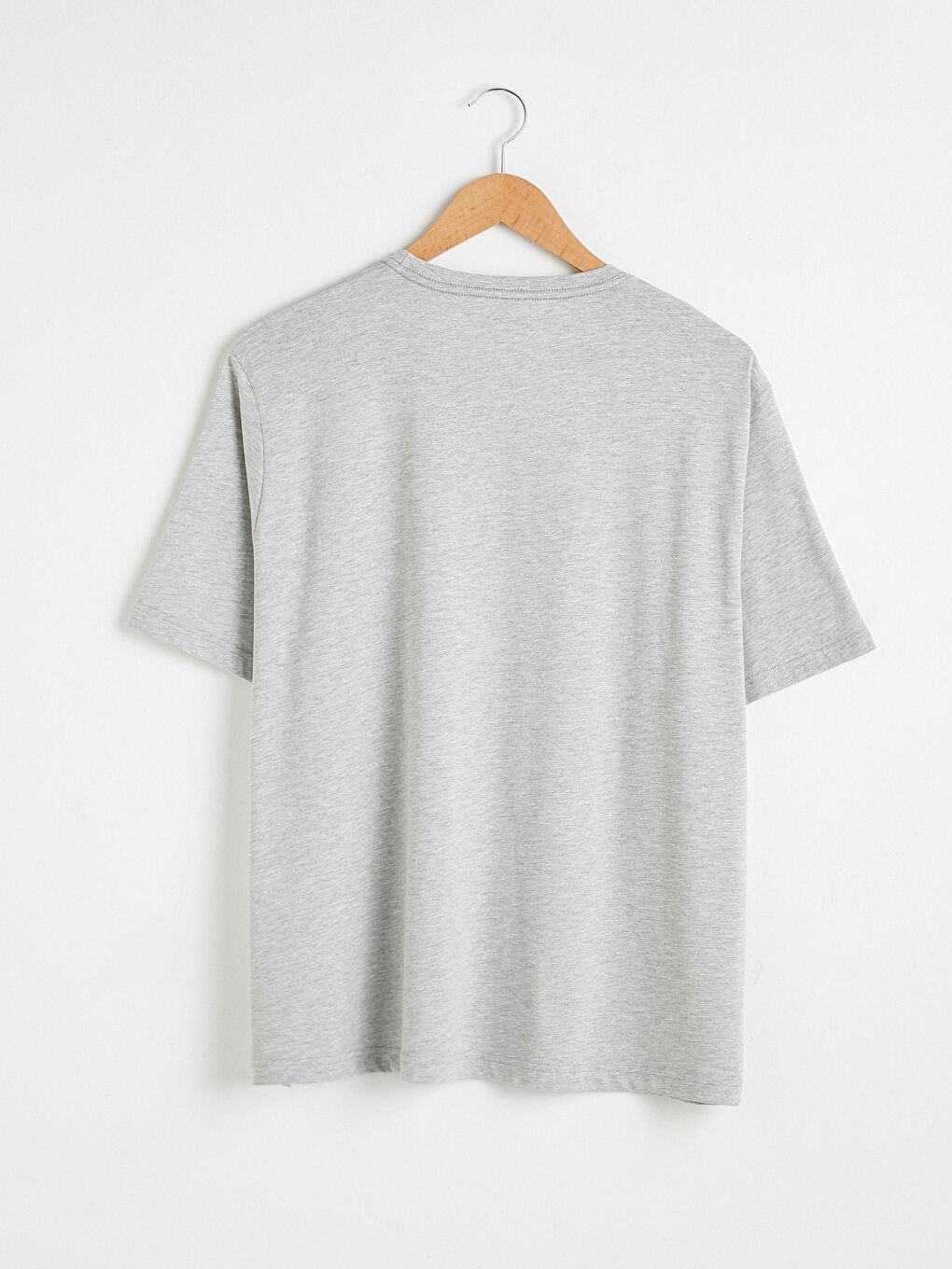 Gri Rahat Kalıp Bisiklet Yaka Basic Tişört-1