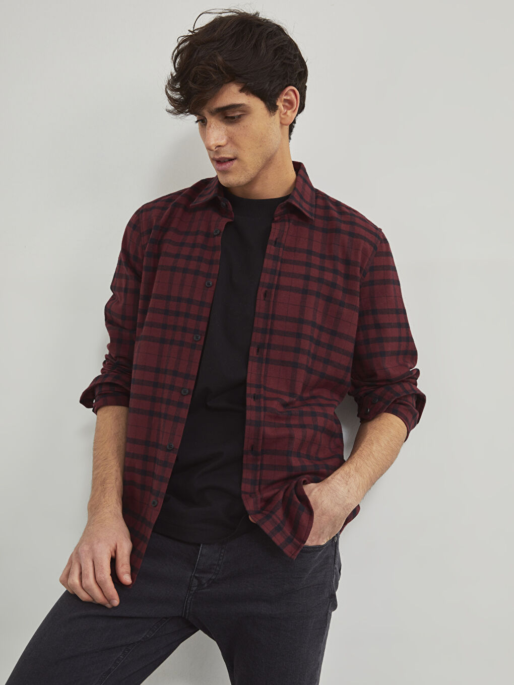 Slim Fit Long Sleeve Plaid Men's Flannel Shirt-4