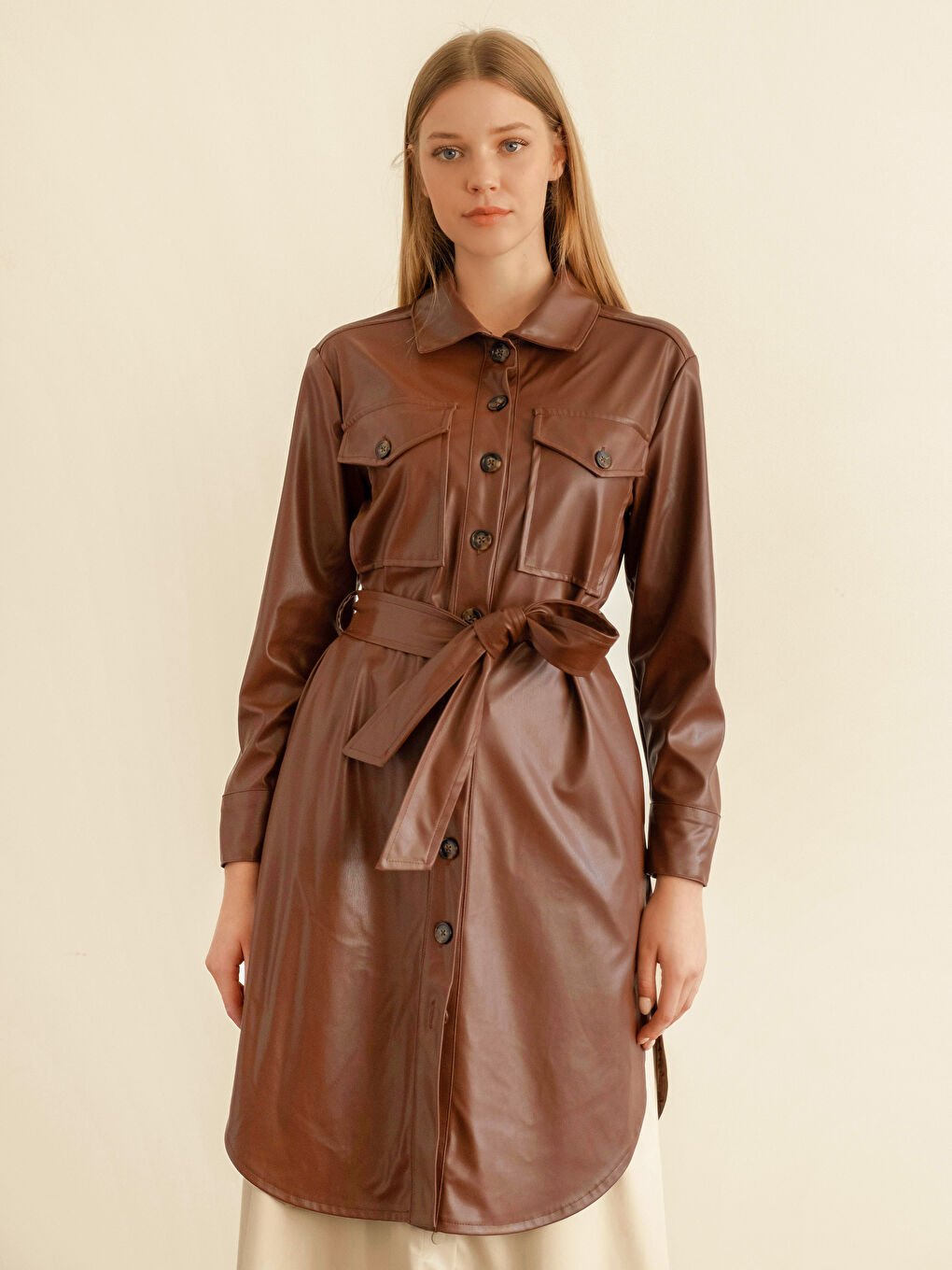 LCW Modest Schlichtes Langarm Kunstleder Damen Hemd-Tunika -0WHQ30Z8-RFT