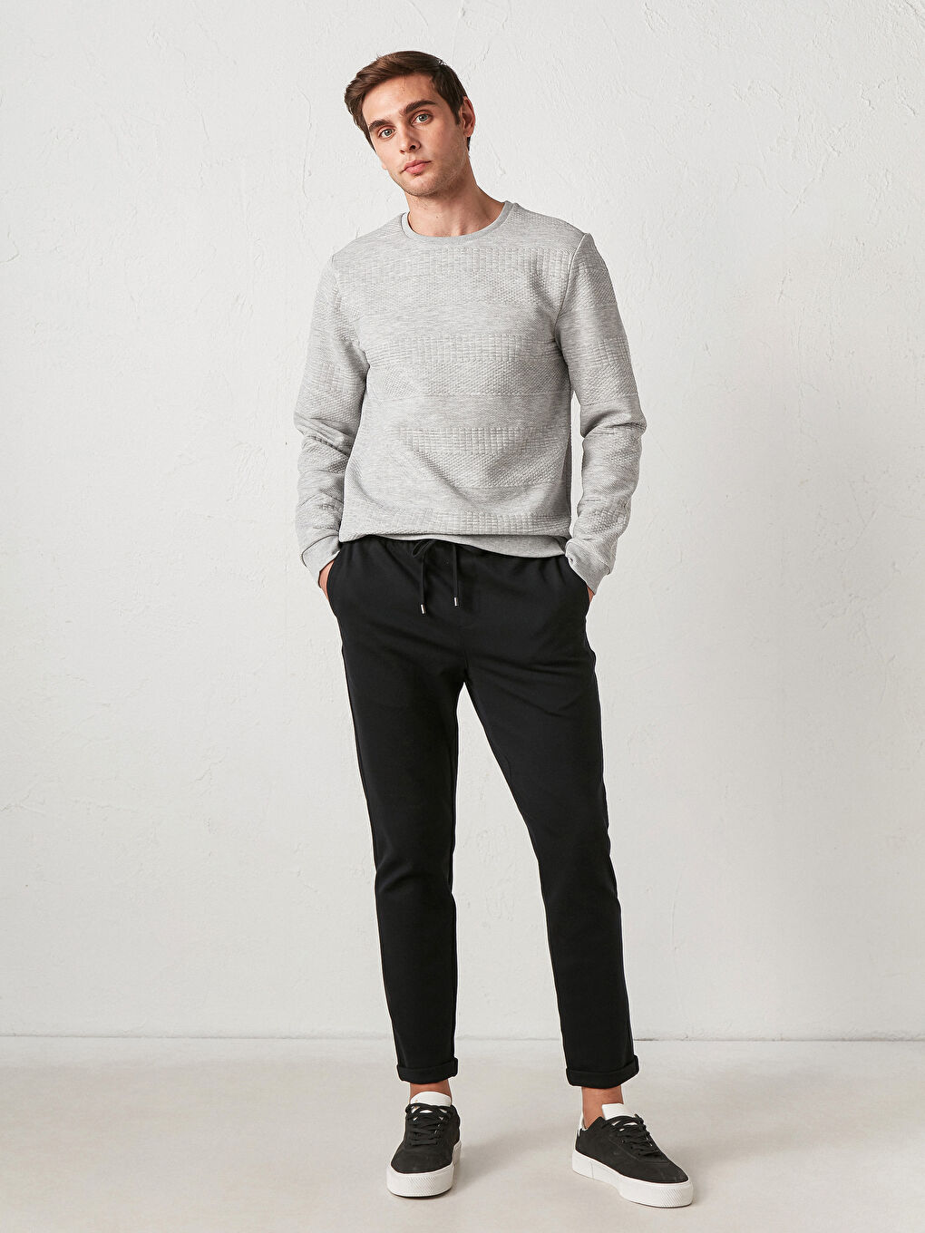 Uske Jogger Pantalone-1