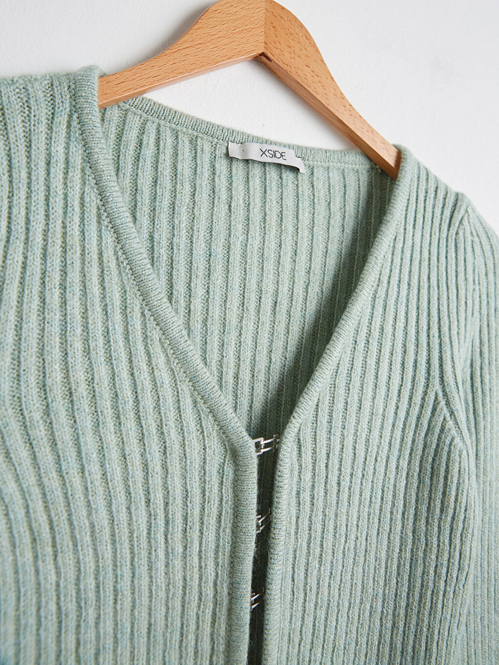 Cardigan Crop cu Decolteu în V-9