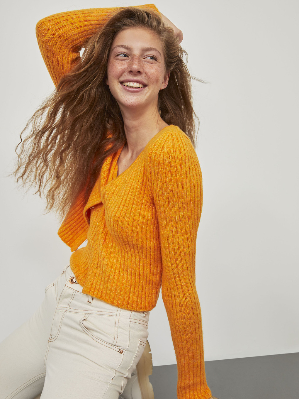 XSIDE V Neck Crop Cardigan - 0WHS67Z8-FJD | LC Waikiki