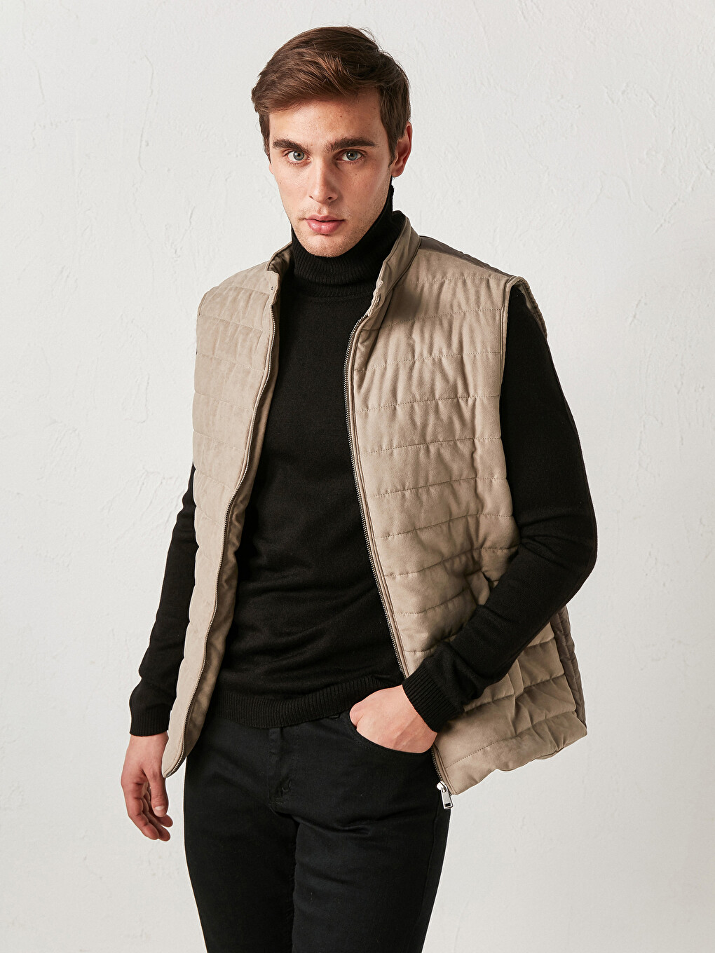 Slim Fit Men's Suede Vest