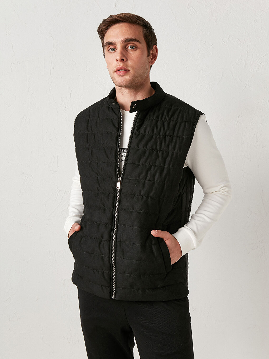 Siyah Slim Fit Erkek Süet Yelek-1