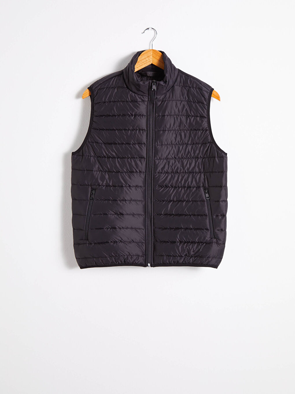 Siyah Dik Yaka Şişme Yelek-3