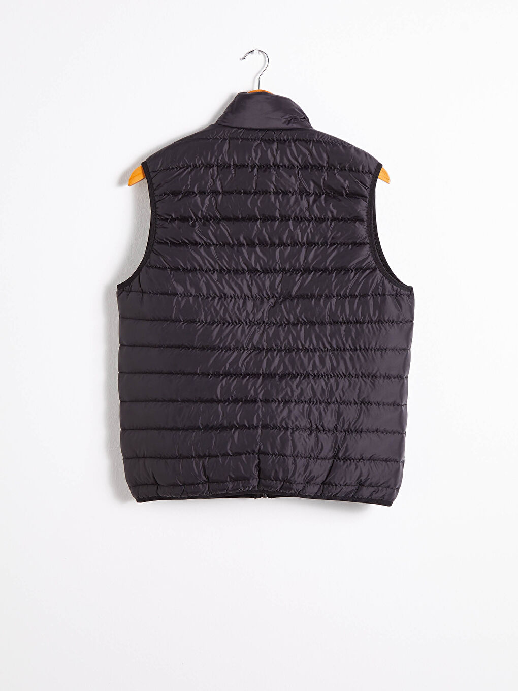 Siyah Dik Yaka Şişme Yelek-4