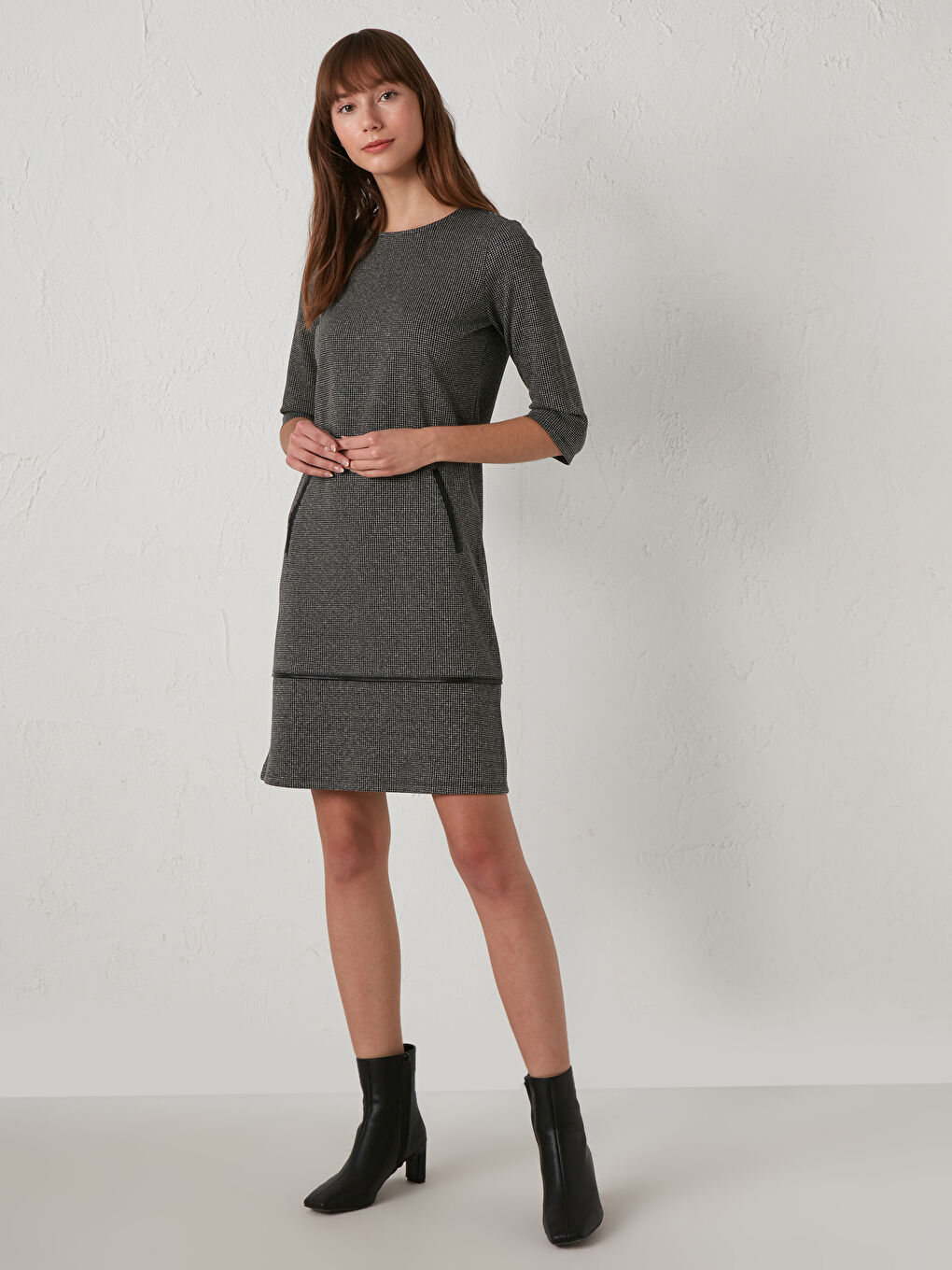 Siyah Bisiklet Yaka Standart Fit Uzun Kollu Kadın Desenli Ponte Elbise-1