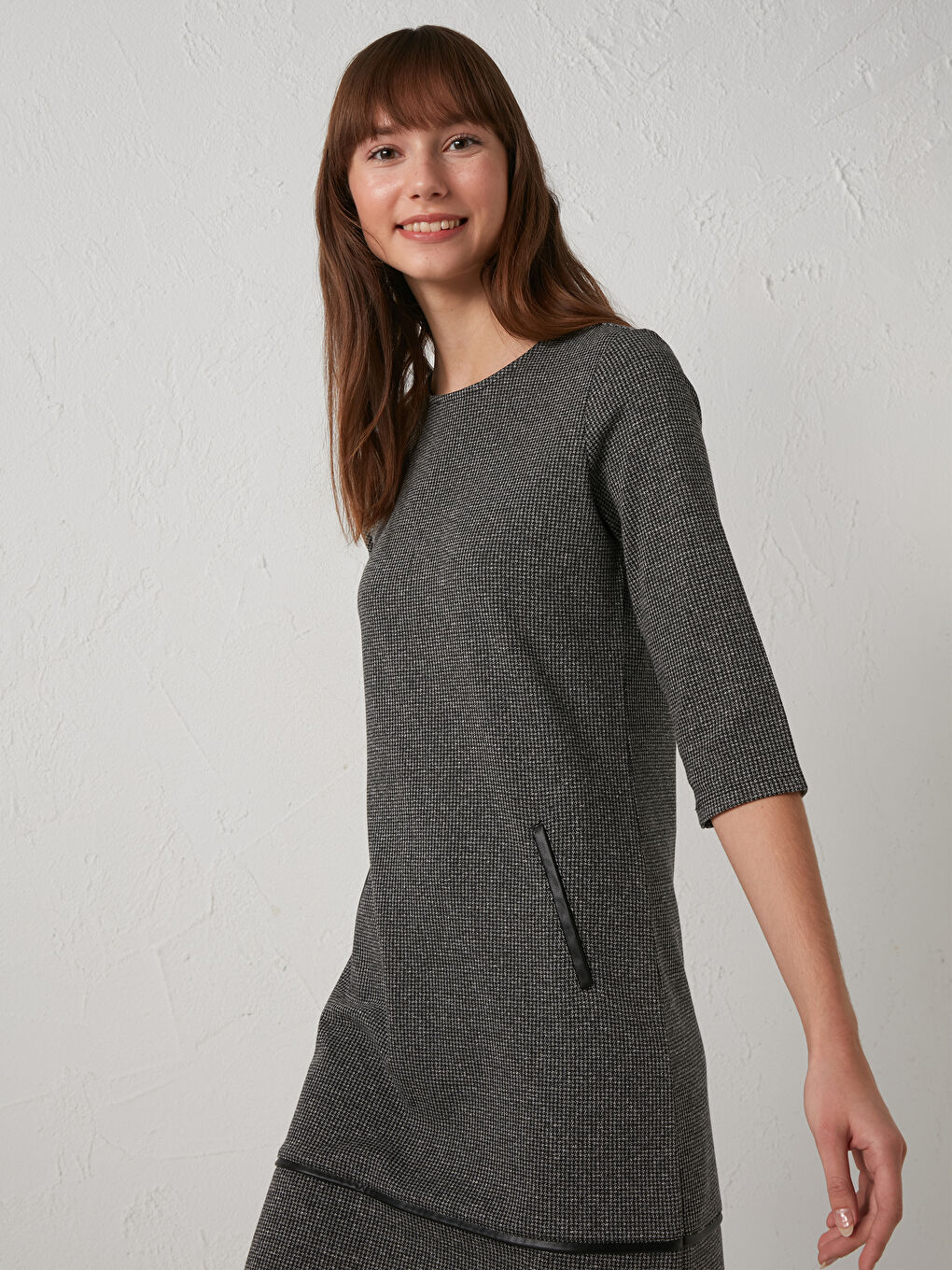 Siyah Bisiklet Yaka Standart Fit Uzun Kollu Kadın Desenli Ponte Elbise-2