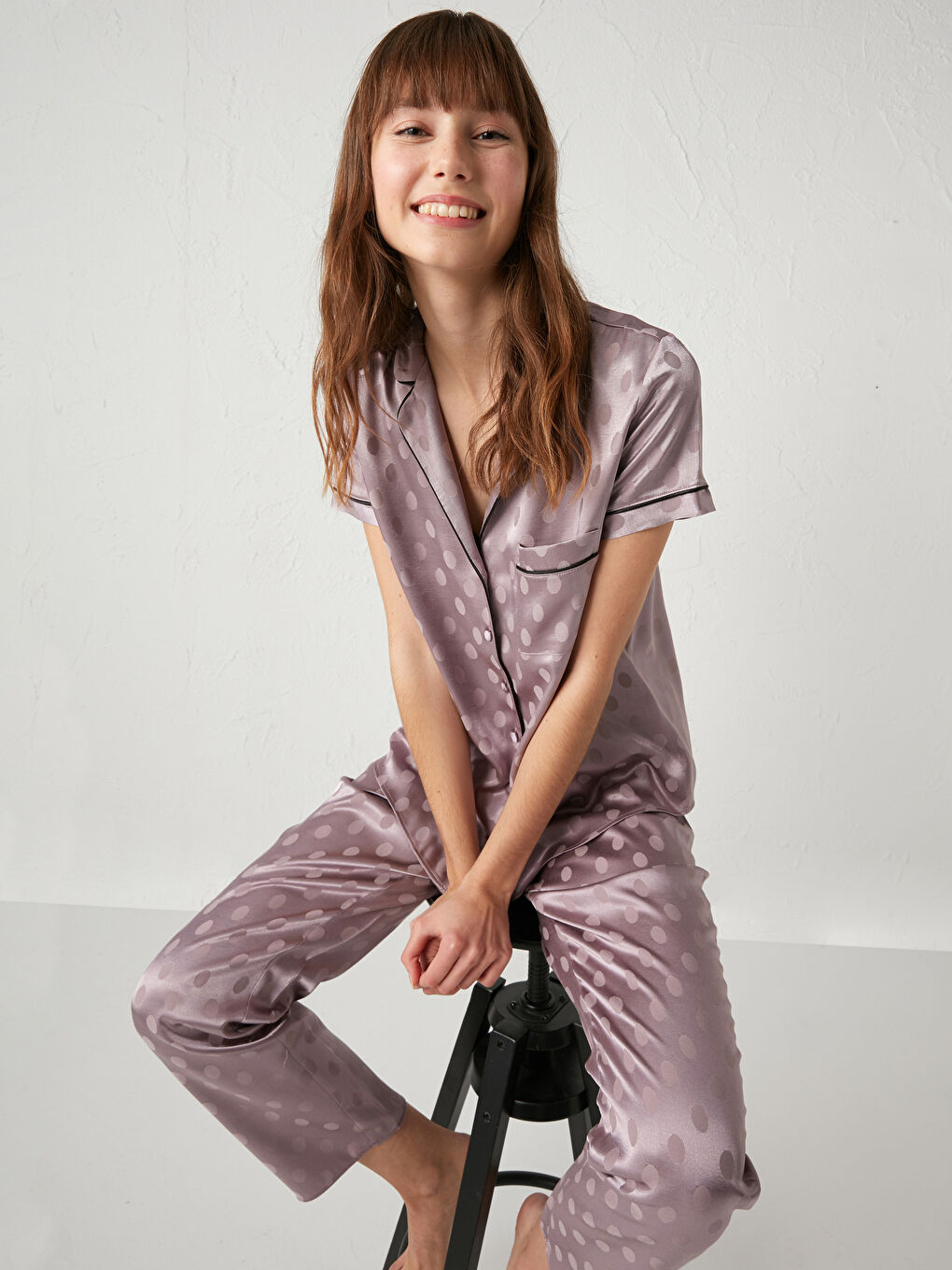 Puantiyeli Saten Pijama Takımı