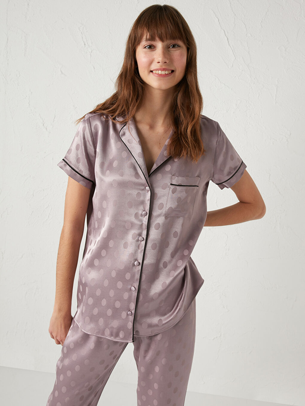 Puantiyeli Saten Pijama Takımı-3