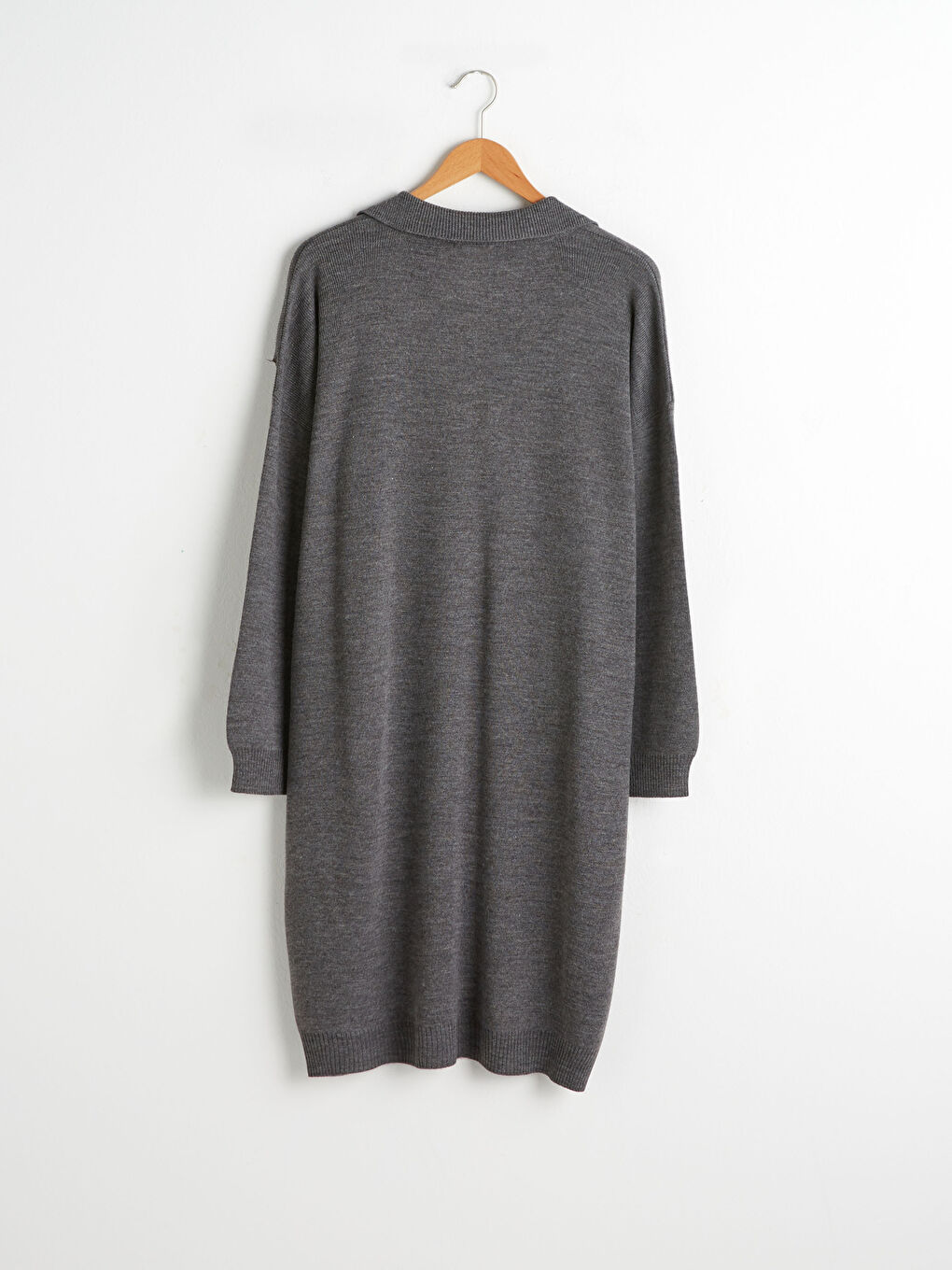 Gri V Yaka Akrilik Triko Elbise-6