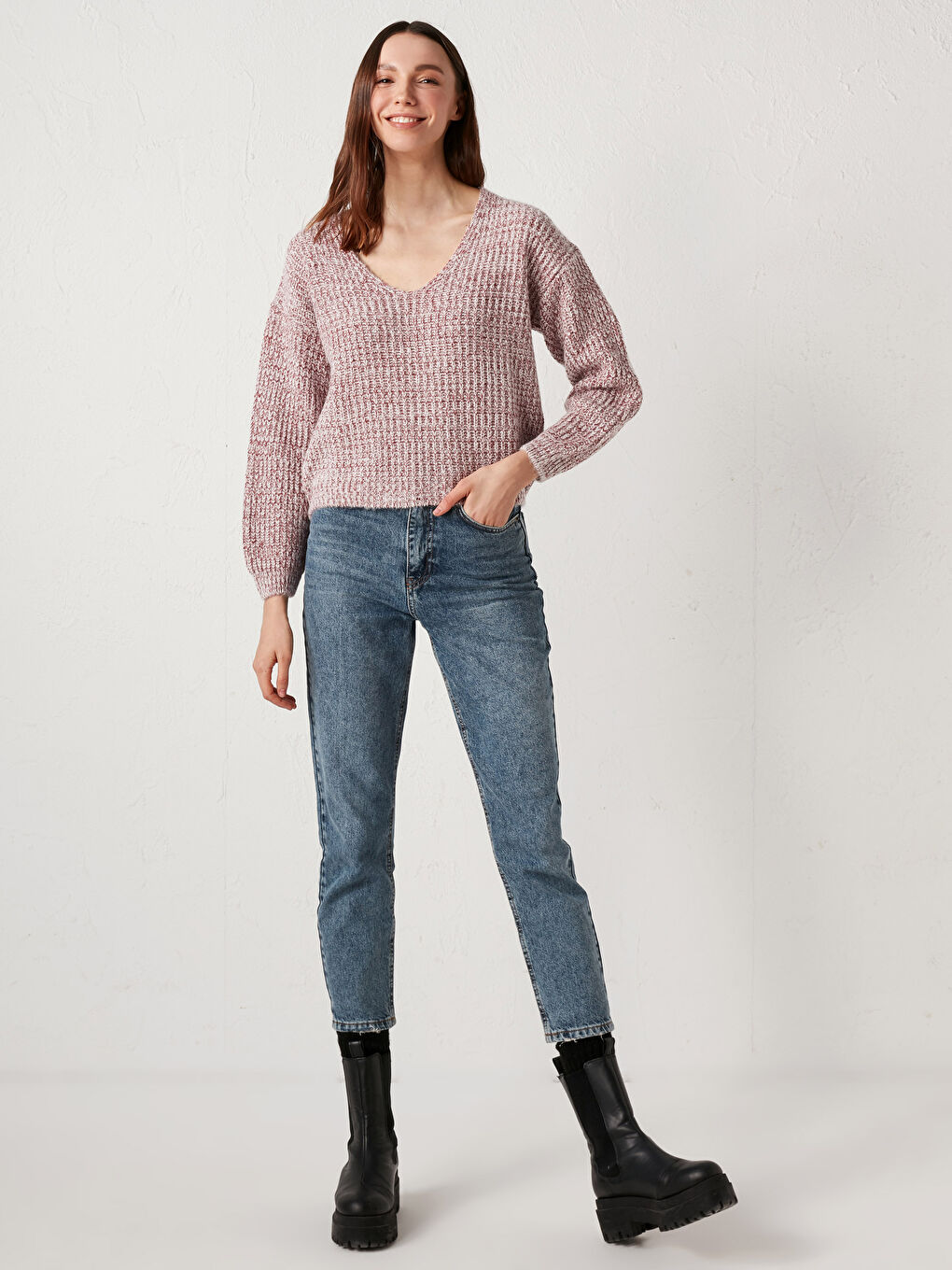 Bordo Kendinden Desenli V Yaka Triko Kazak-2