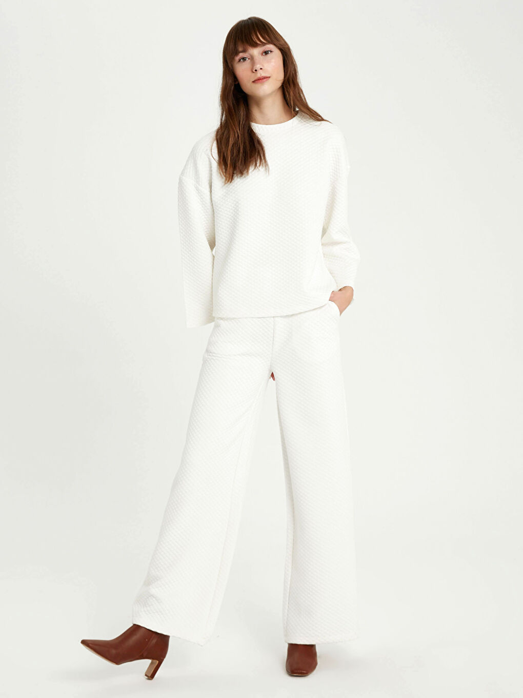 Ekru Bisiklet Yaka Kapitone Sweatshirt-1