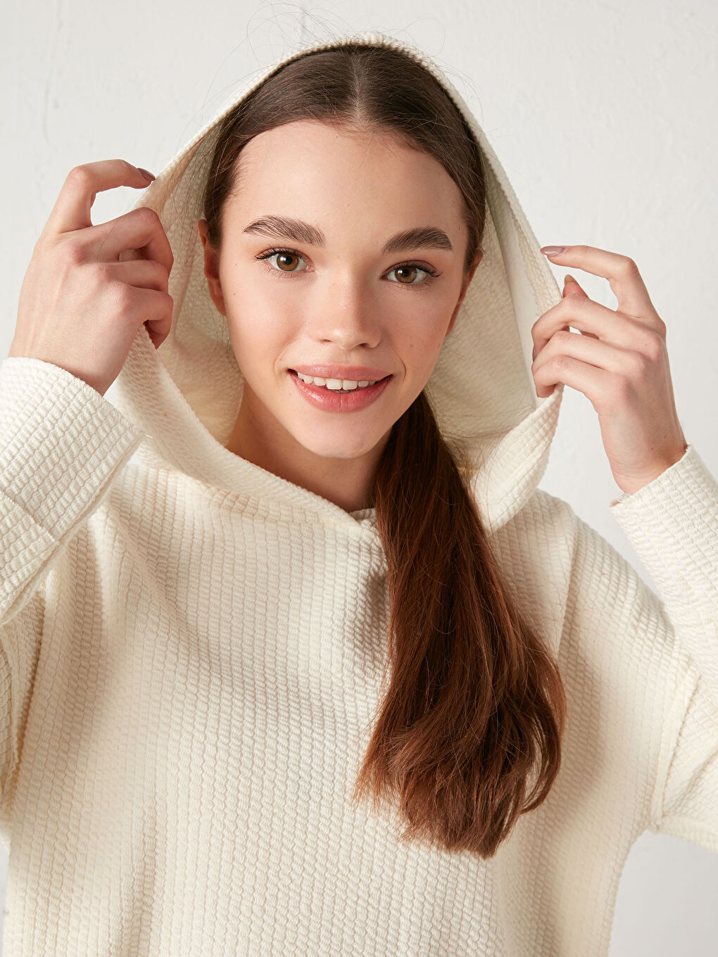 Ekru Kapüşonlu Pamuklu Sweatshirt-3