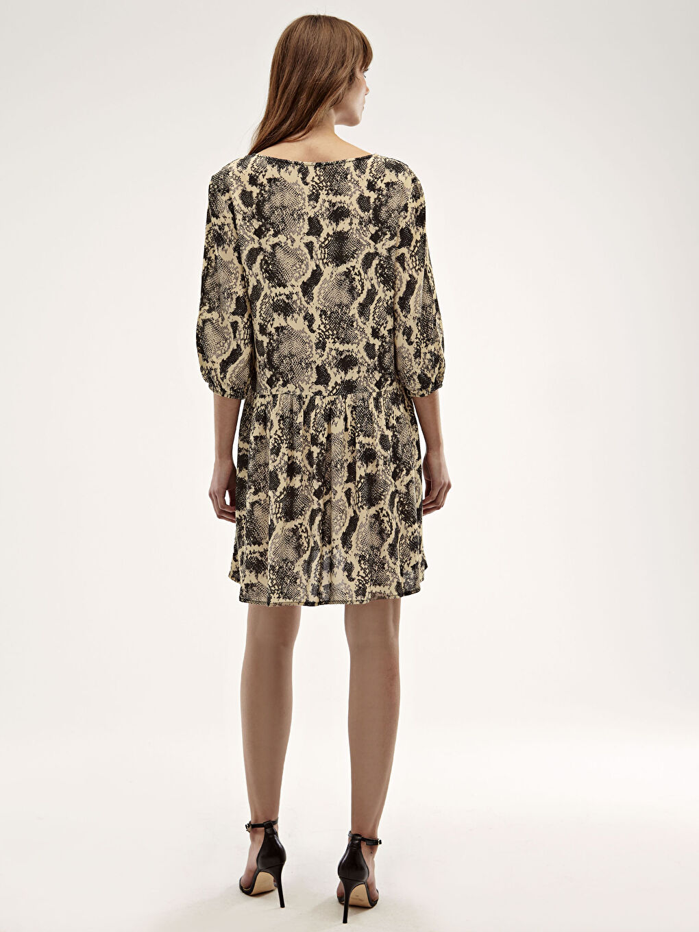 Принтті v мойынды тоқылған көйлек-5