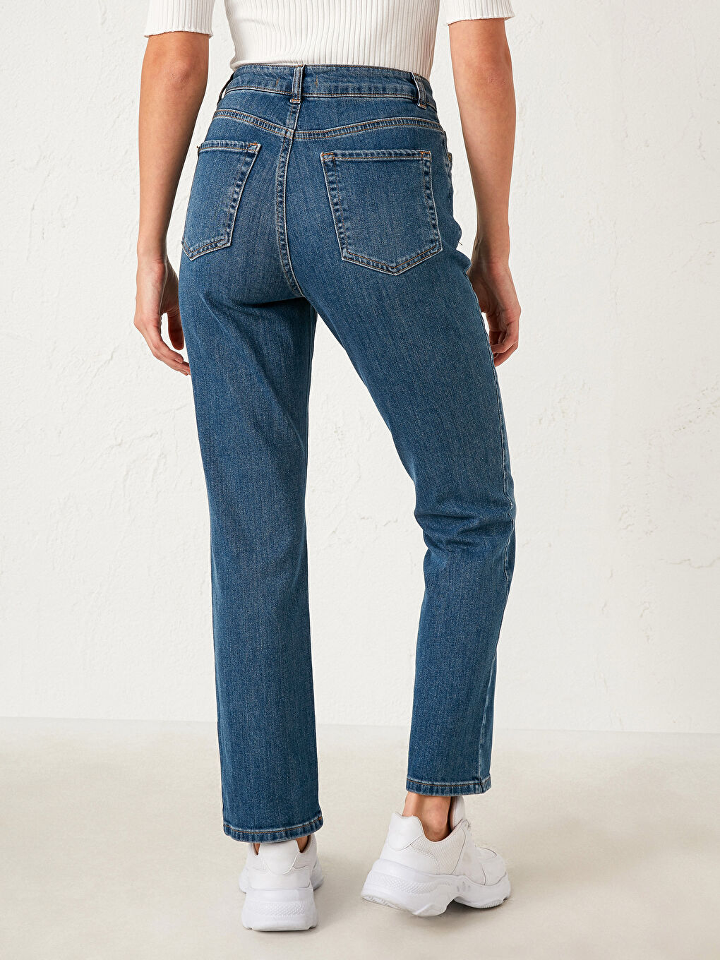 İndigo Yüksek Bel Straight Fit Kadın Jean Pantolon-4