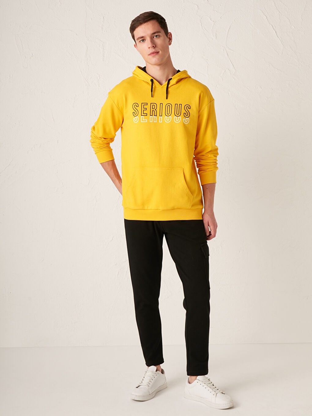 Sarı Uzun Kollu Baskılı Erkek Hoodie-3