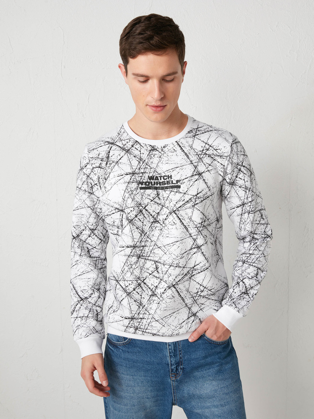Beyaz Bisiklet Yaka Baskılı Kalın Sweatshirt