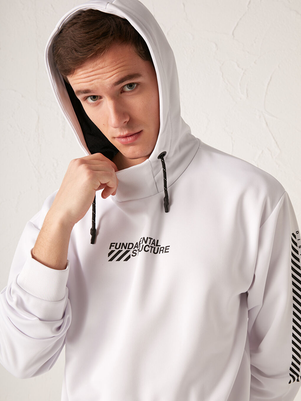 Beyaz Uzun Kollu Baskılı Erkek Hoodie