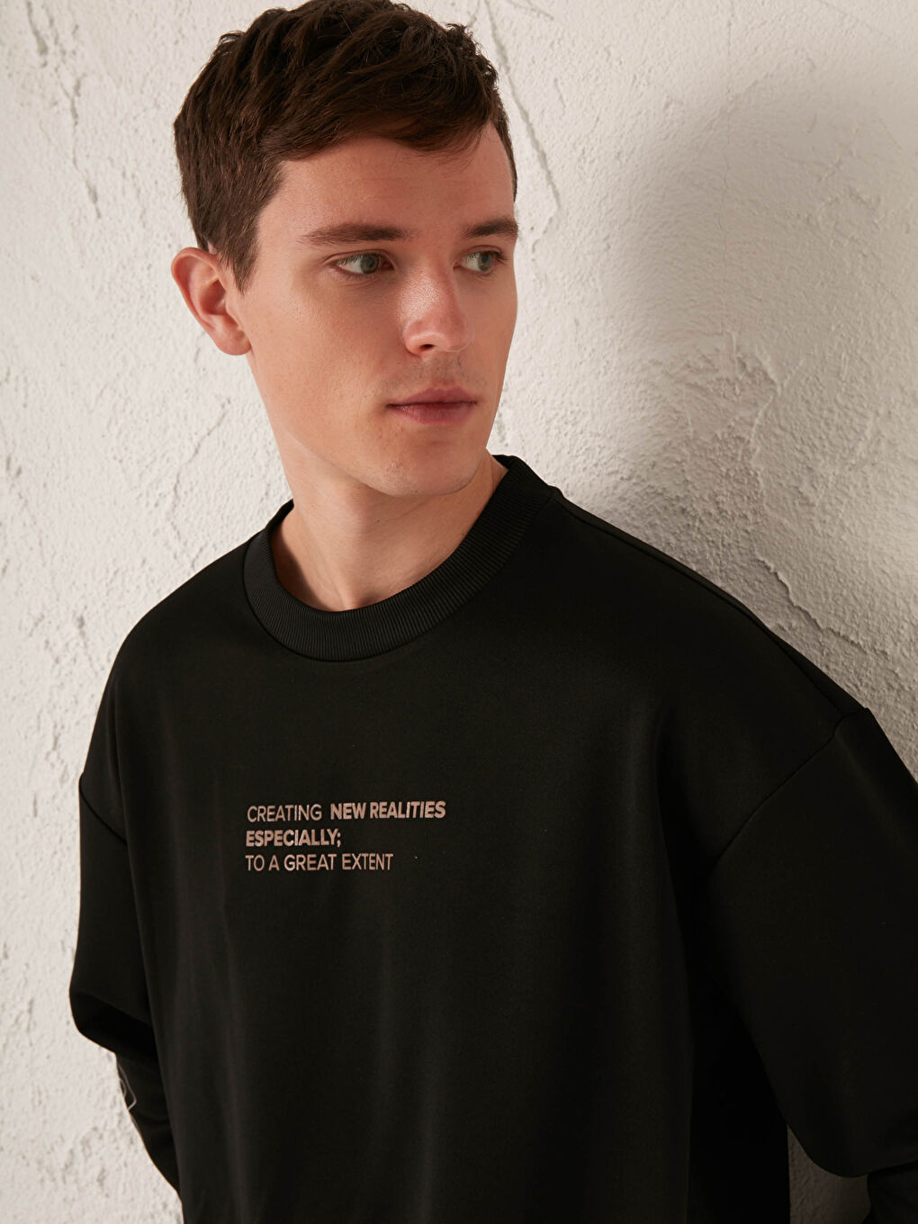 Siyah Bisiklet Yaka Baskılı Kalın Sweatshirt-3