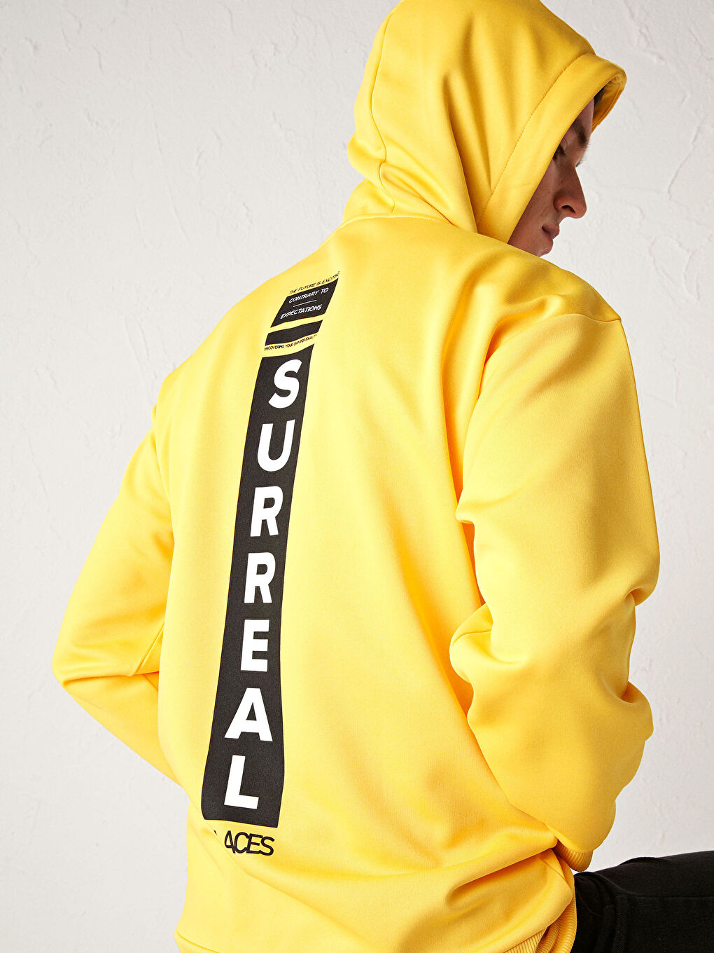 Sarı Uzun Kollu Baskılı Erkek Hoodie-1