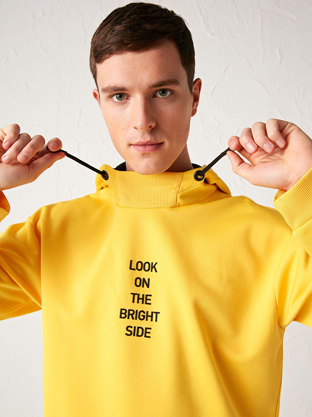 Sarı Uzun Kollu Baskılı Erkek Hoodie