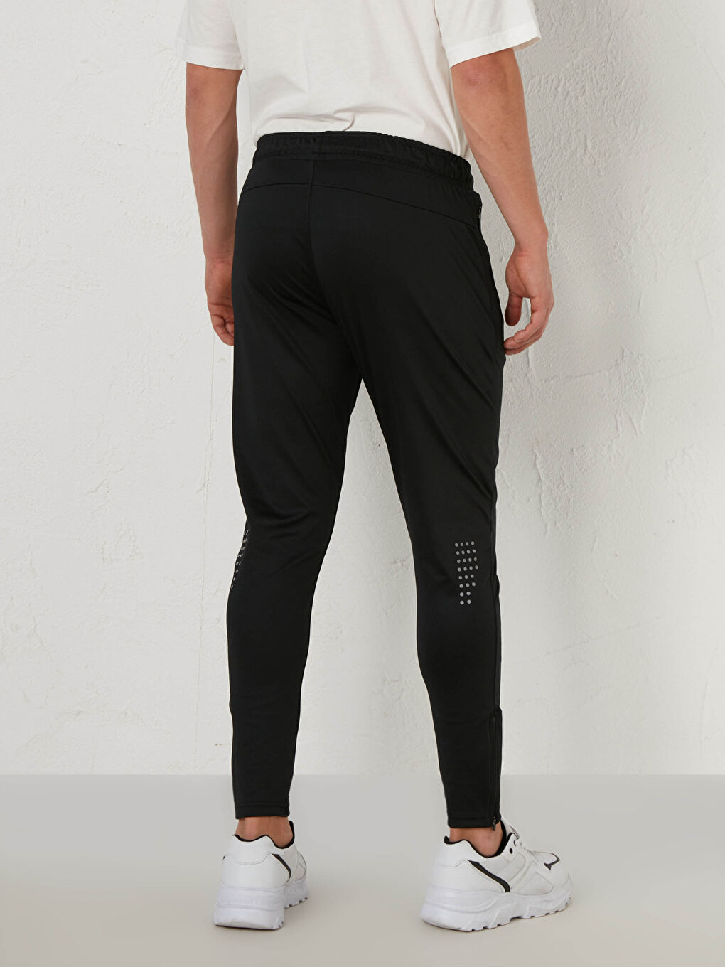 Siyah Standart Kalıp Aktif Spor Eşofman Altı-2