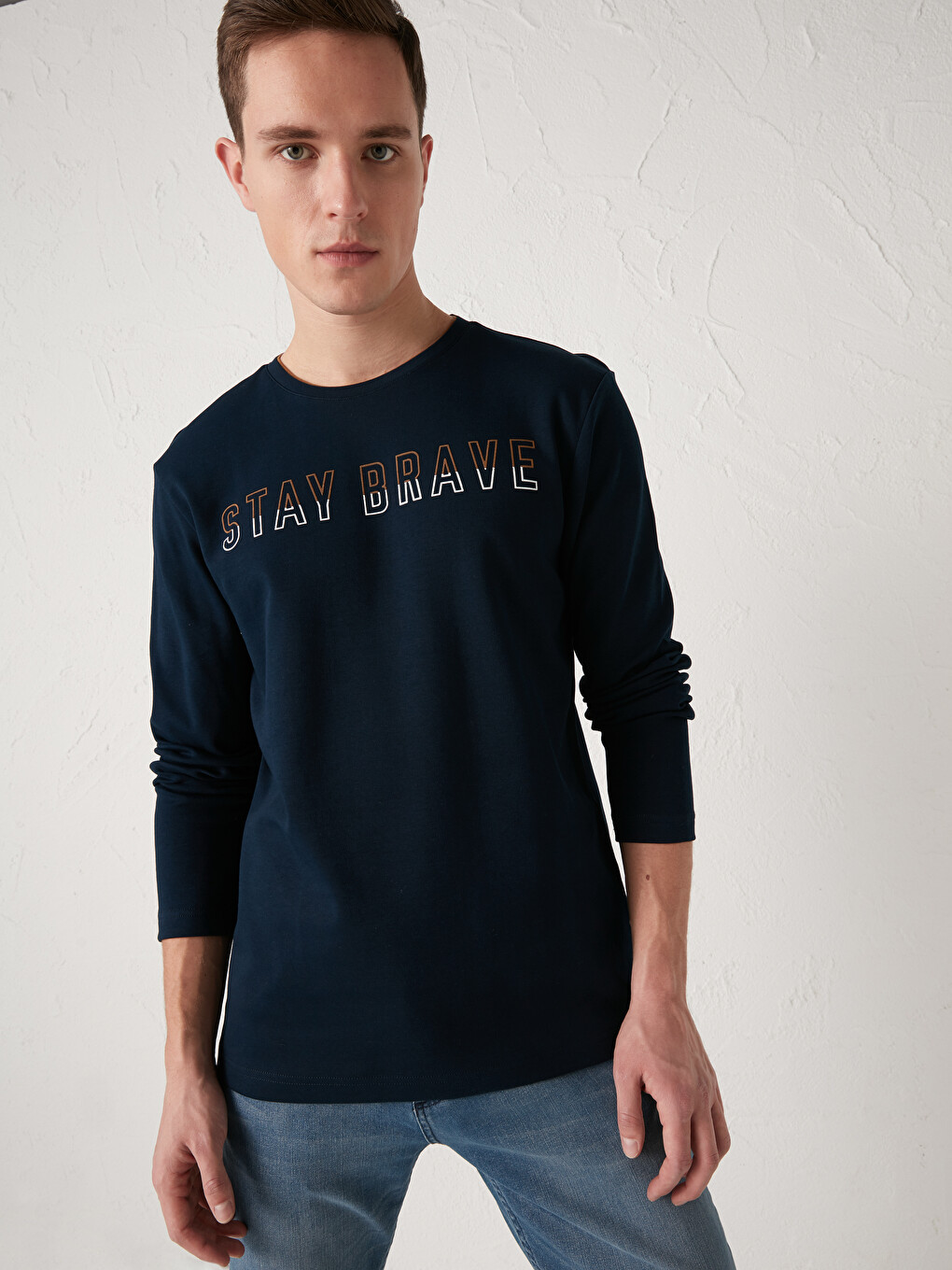 Printed Crew Neck And Long Sleeve T-shirt-2