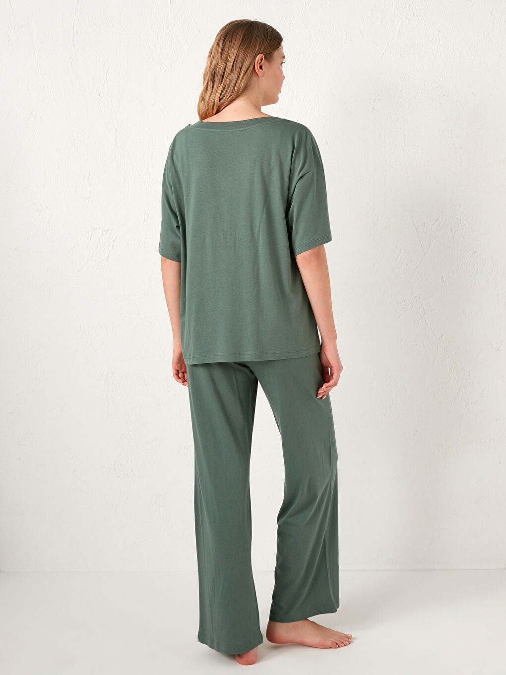 Yeşil V yaka İnce Modal Karışımlı Kadın Pijama Takımı-4