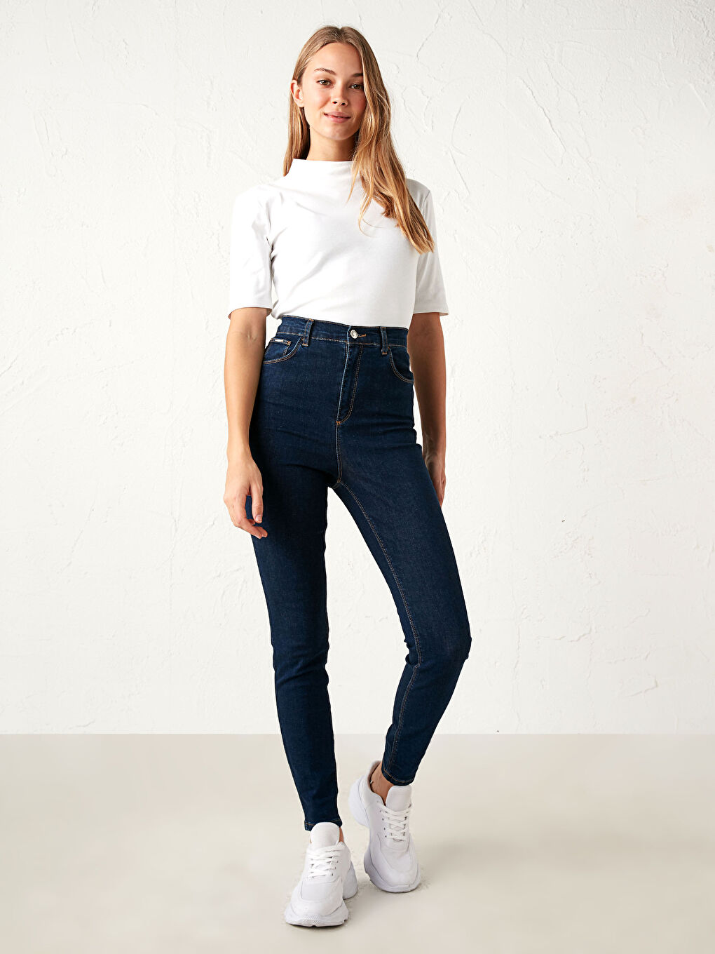 جینزی ژنانە جۆری سوپەر باریک فیت جوپیته‌ر-1