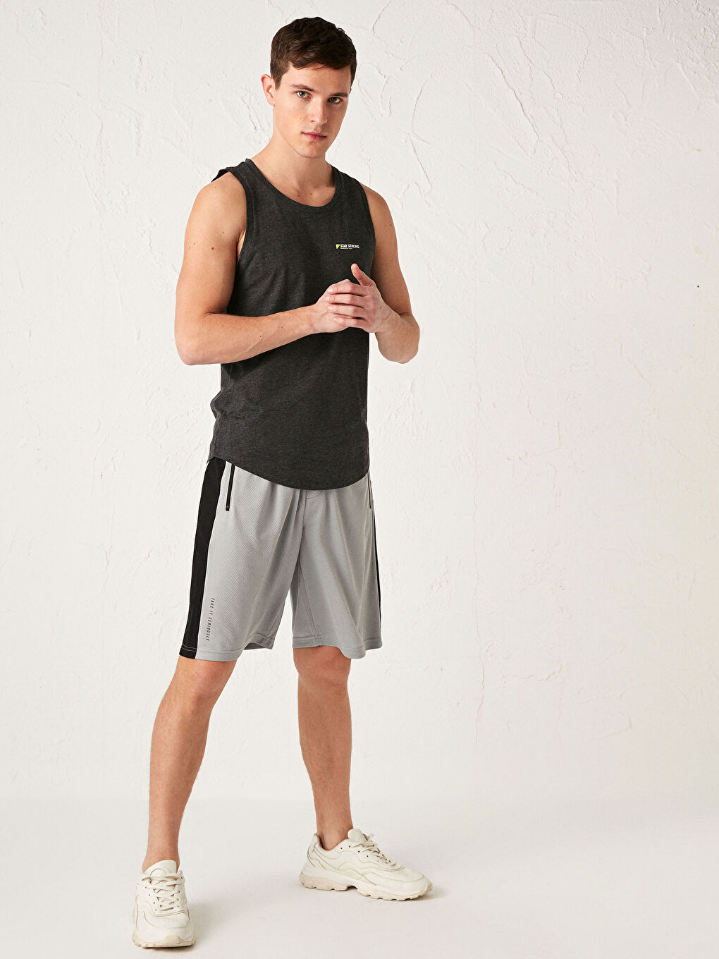 Gri Standart Kalıp Aktif Spor Şort-3